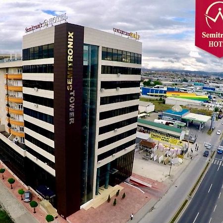 Semitronix Hotel Prishtina Pristina Extérieur photo