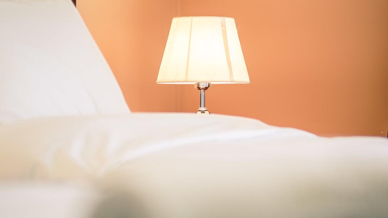 Semitronix Hotel Prishtina Pristina Extérieur photo