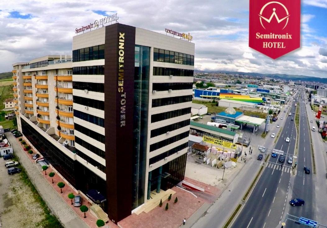 Semitronix Hotel Prishtina Pristina Extérieur photo